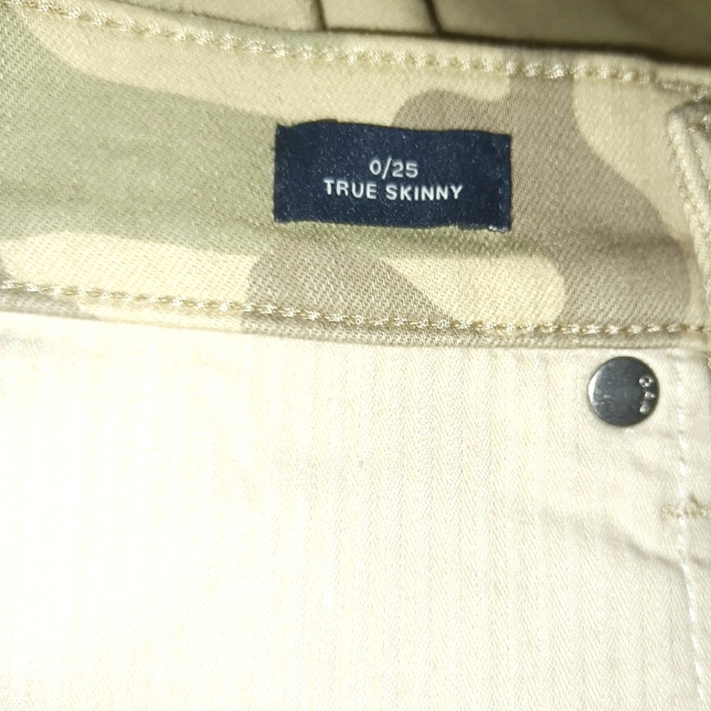 NWT Gap High-Rise Skinny Camo Jeans - Picture 8 of 8